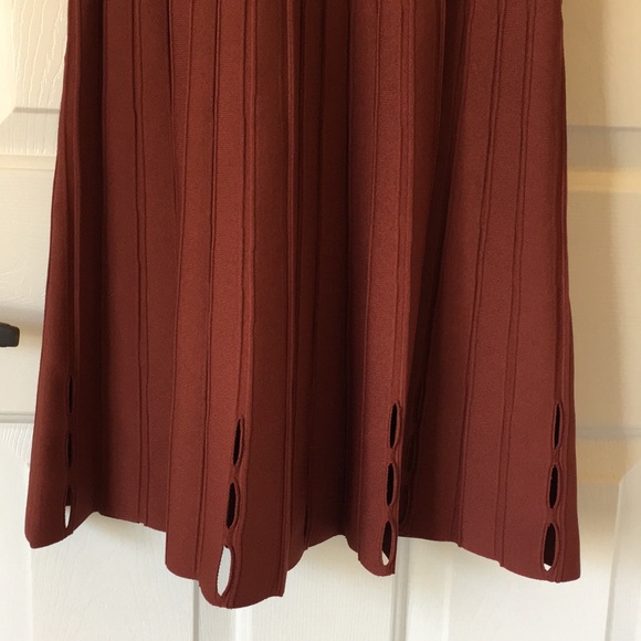 💯 SANDRO KNITTED DRESS W SEAMING EFFECT XS - Picture 6 of 8